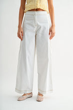 Load image into Gallery viewer, Wide-leg Stretchy Denim Trousers