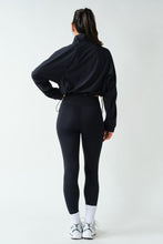 Load image into Gallery viewer, Sculpt Half Zip Pullover - Black