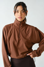 Load image into Gallery viewer, Sculpt Half Zip Pullover - Brown