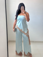 Load image into Gallery viewer, Élise Satin Set