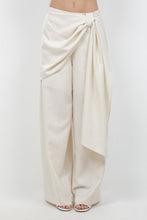 Load image into Gallery viewer, Easy Luxe Pants
