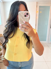 Load image into Gallery viewer, Creamy Yellow Vest
