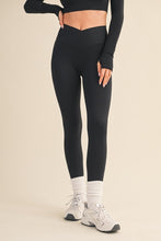 Load image into Gallery viewer, High Waist Crossover Legging
