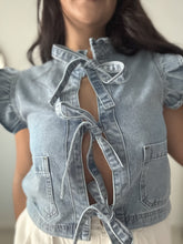 Load image into Gallery viewer, Knotted Queen Vest
