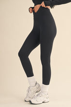 Load image into Gallery viewer, High Waist Crossover Legging
