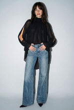 Load image into Gallery viewer, Élan Chiffon Top
