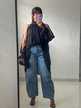 Load image into Gallery viewer, Soho Barrel Jeans

