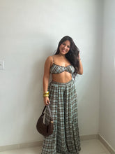 Load image into Gallery viewer, Chiffon Plaid Print  Set
