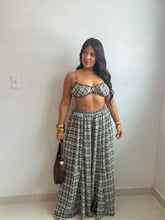 Load image into Gallery viewer, Chiffon Plaid Print  Set
