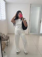 Load image into Gallery viewer, Jovie Piping Detail Top And Pants Sets

