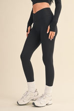Load image into Gallery viewer, High Waist Crossover Legging
